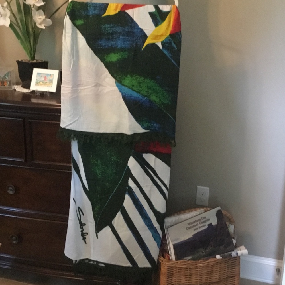 Sebrado-NWOT-Multicolor Tropical Print Swim Sarong - Red, Yellow, Green, Blue - Picture 2 of 2